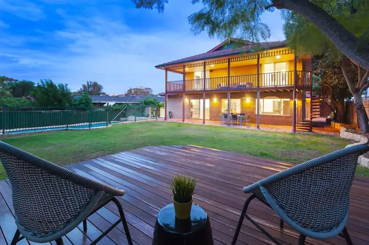7 Oliver Street, Scarborough WA 6019