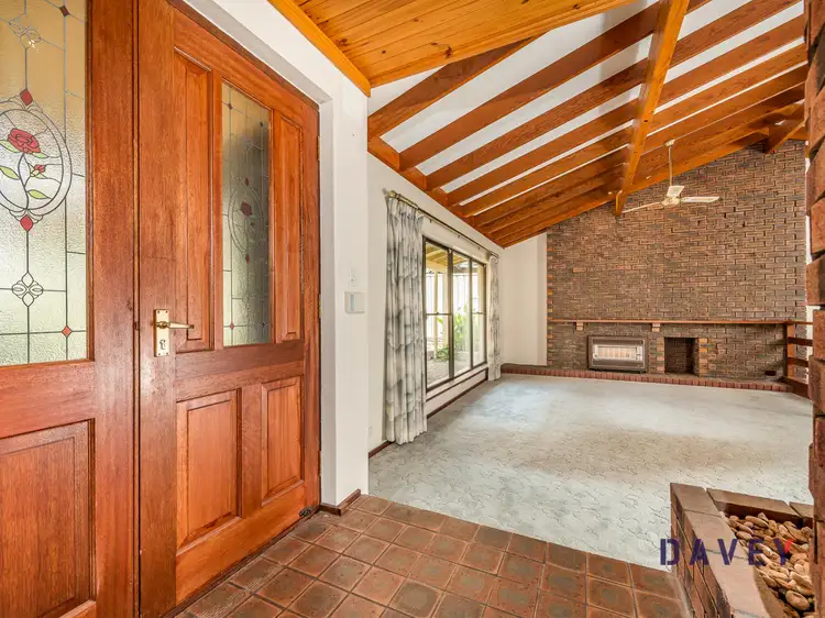 16 Kensal Green Way, Kingsley WA 6026