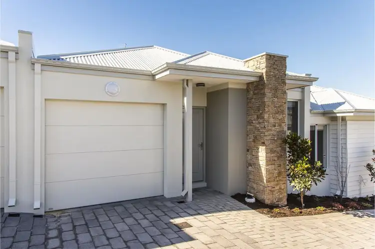 61 Delaronde Drive, Success WA 6164