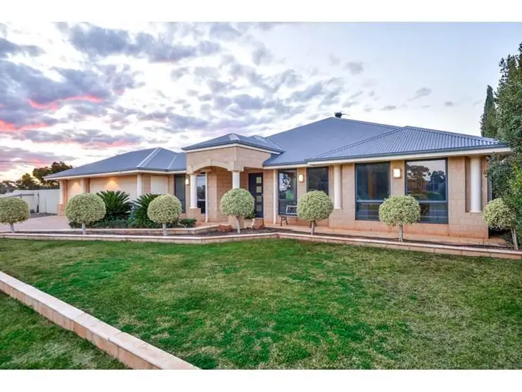 51 Smythe Drive, Broadwood WA 6430