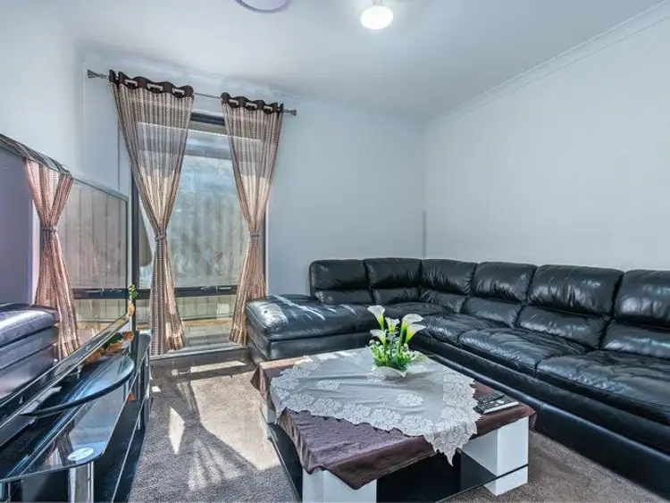 Sixth view of Homely house listing, 31 Carbeen View, Piara Waters WA 6112
