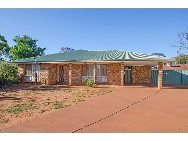 6 Eccles Place, Hannans WA 6430