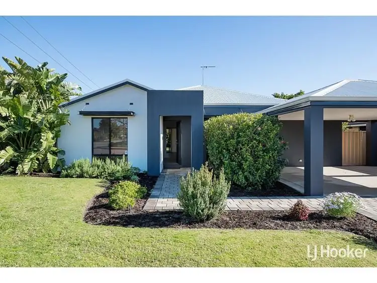 21 Greenland Boulevard, Canning Vale WA 6155