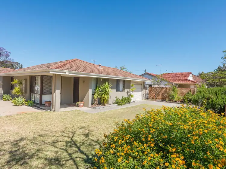 2 Pangbourne Street, Wembley WA 6014