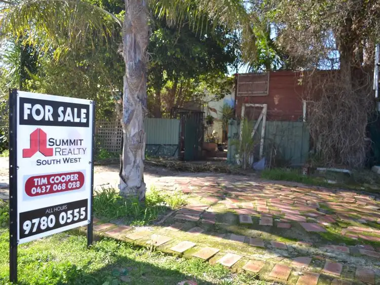 Second view of Homely house listing, 7 Moolyeen Road, Carey Park WA 6230