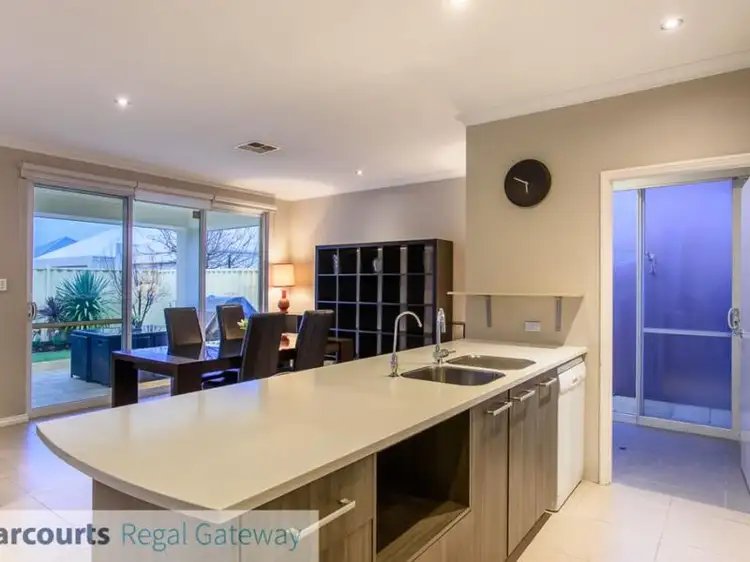 Sixth view of Homely house listing, 14 Angelica Way, Atwell WA 6164