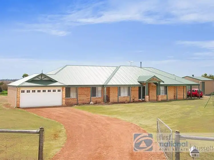 8 Serenity Grove, Ambergate WA 6280