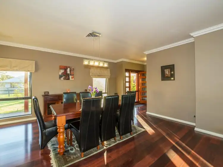 Fifth view of Homely house listing, 2 Kingia Close, Burekup WA 6227