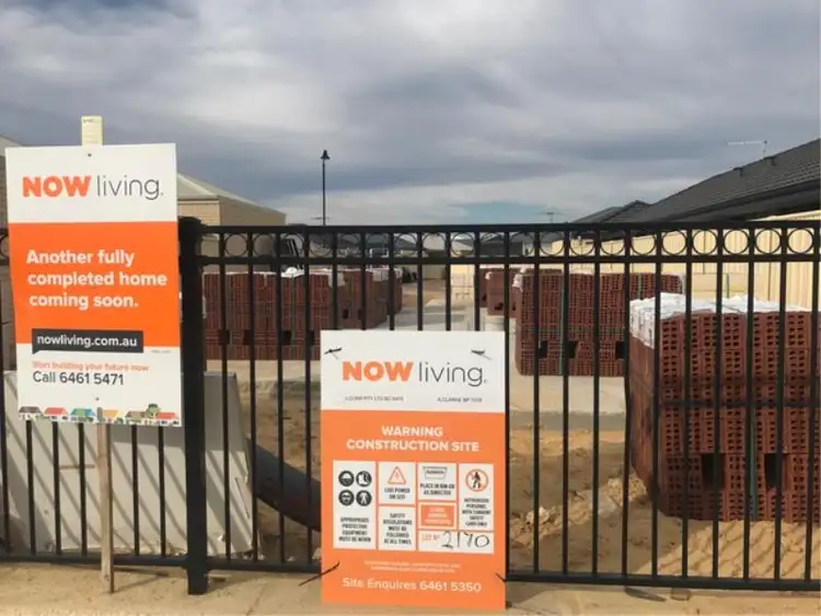 132 Badgerup Avenue, Lakelands WA 6180