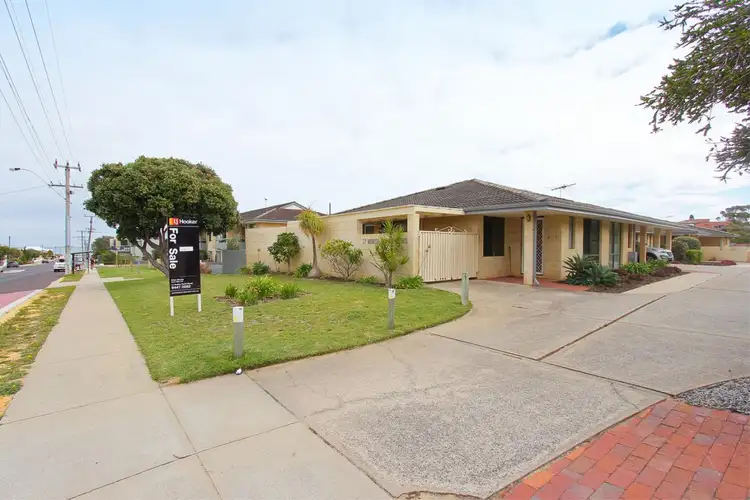 Main view of Homely villa listing, 3/37 North Beach Road, North Beach WA 6020