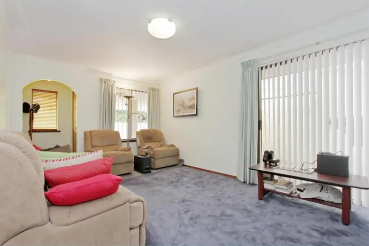 Fifth view of Homely villa listing, 3/37 North Beach Road, North Beach WA 6020