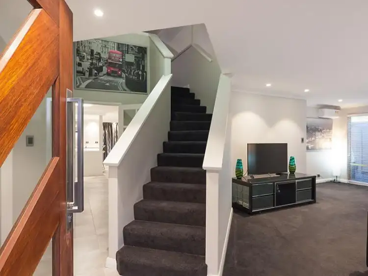 Fourth view of Homely house listing, 16 Bleinheim Place, Ocean Reef WA 6027