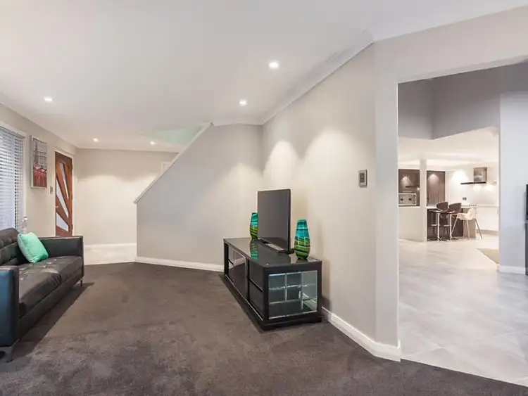 Sixth view of Homely house listing, 16 Bleinheim Place, Ocean Reef WA 6027