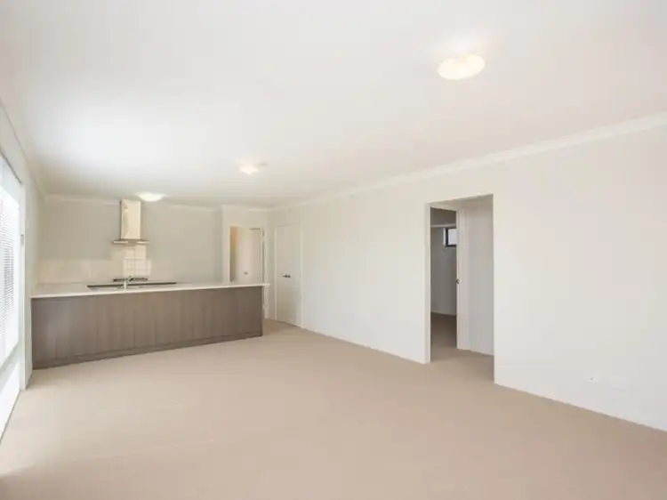 3, 120 Ravenswood Drive, Nollamara WA 6061