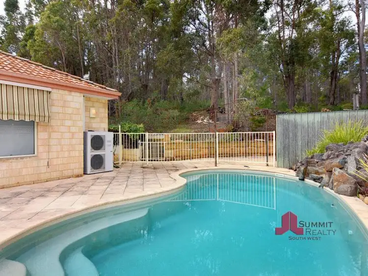 52 Victoria Parade, Donnybrook WA 6239