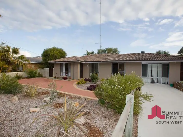 19 Clarke Street, Burekup WA 6227