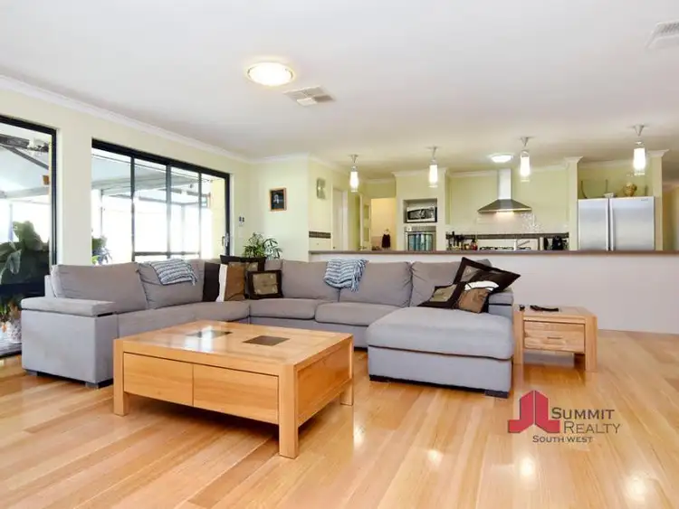Second view of Homely house listing, 7 Rosevale Close, Dardanup WA 6236