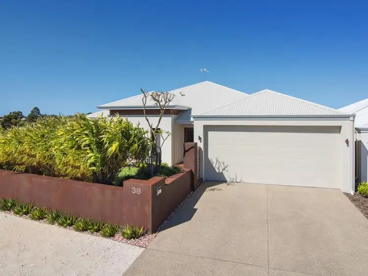 38 Cherry Hills Circle, Dunsborough WA 6281