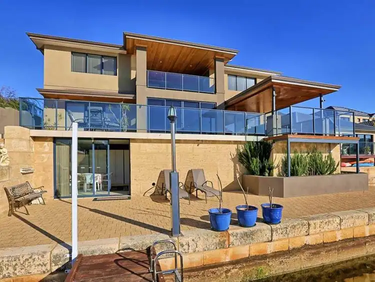 95 Sandpiper Island Retreat, Wannanup WA 6210