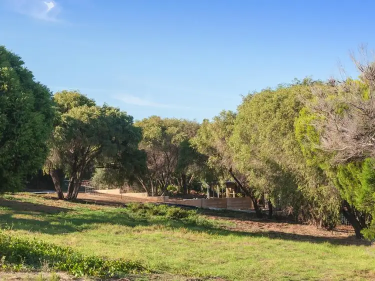 35 Baudin Drive, Gnarabup WA 6285