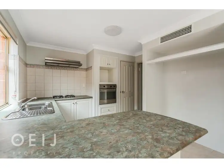 Fifth view of Homely house listing, 4/172 Hill View Terrace, Bentley WA 6102