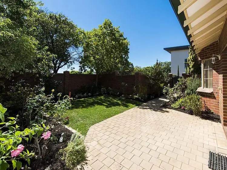 Second view of Homely semi-detached listing, 1/112 Waratah Ave, Dalkeith WA 6009