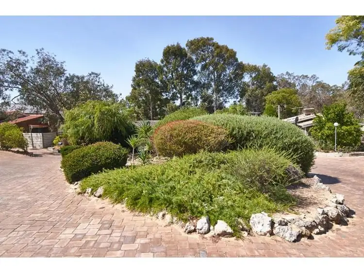 4/5 Birdland Court, Edgewater WA 6027