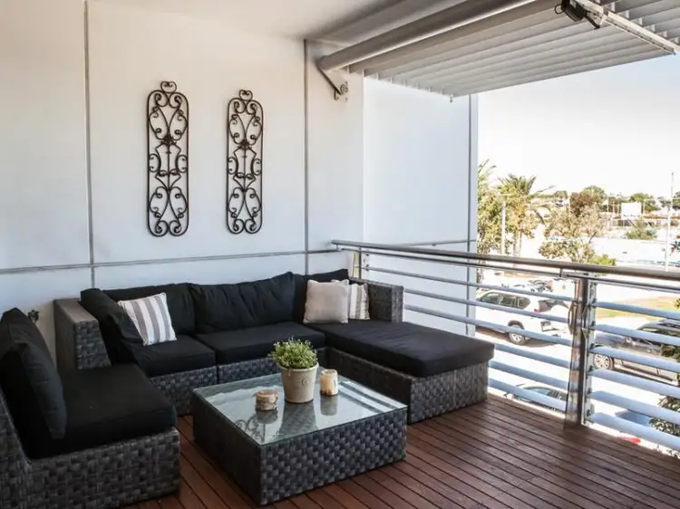 Fourth view of Homely unit listing, 30/1 Freeman Loop, North Fremantle WA 6159