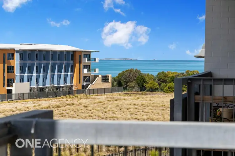 94/59 Breaksea Drive, North Coogee WA 6163