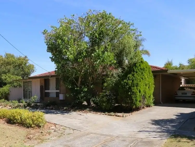 Main view of Homely house listing, 33 Parkside Drive, Thornlie WA 6108
