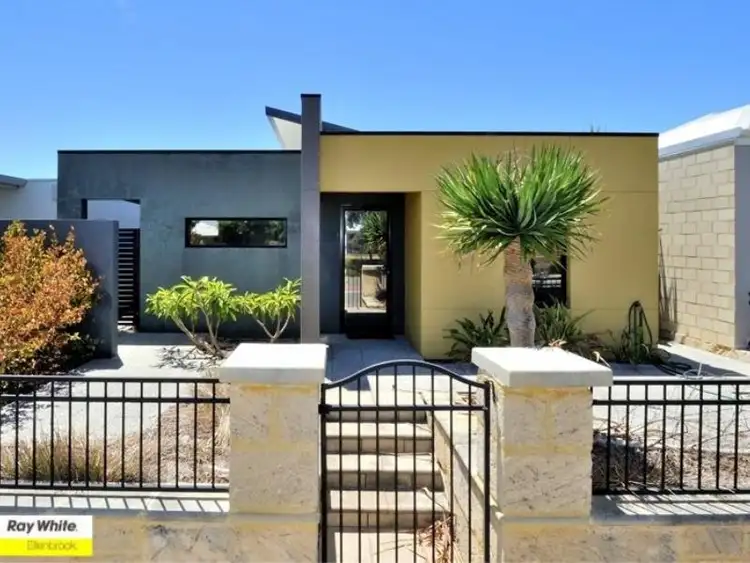 18 Dunrobin Drive, Ellenbrook WA 6069