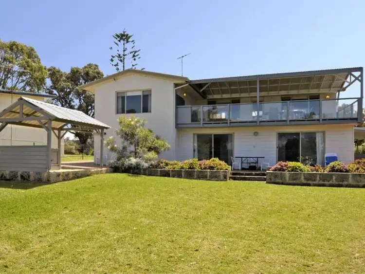 10 Wedge Street, Guilderton WA 6041
