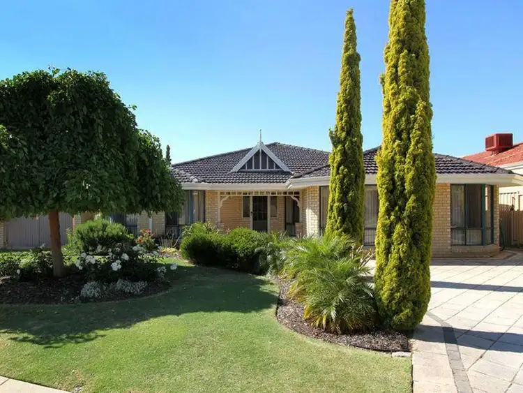 24 Riversdale Pass, Jandakot WA 6164