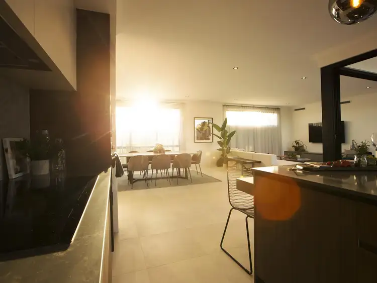 Sixth view of Homely house listing, 10 Calella Loop, Piara Waters WA 6112