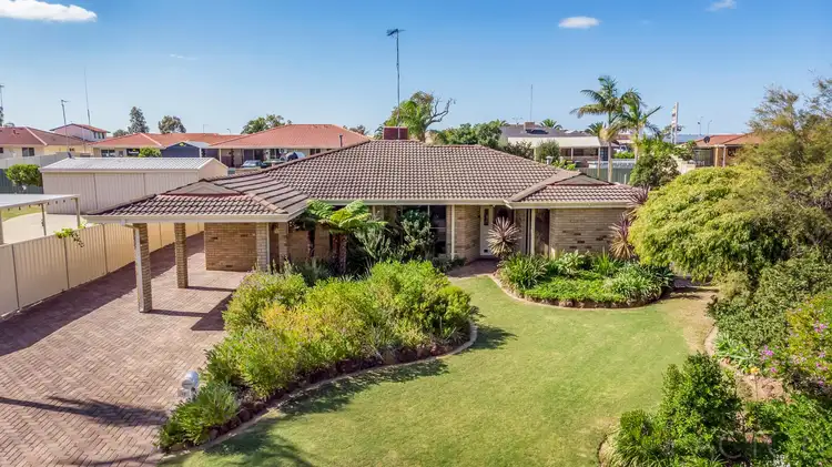 13 Elderberry Circle, Halls Head WA 6210