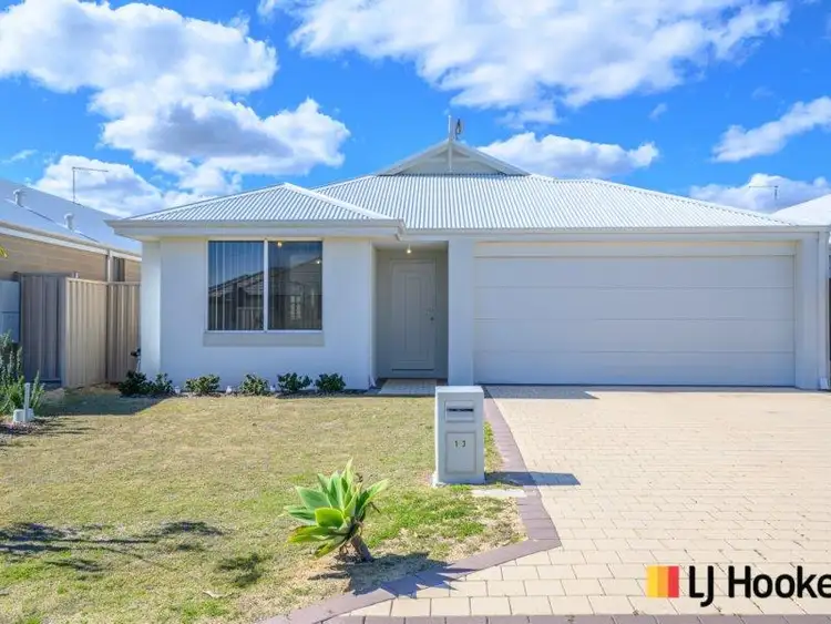 13 Bewick Avenue, Yanchep WA 6035