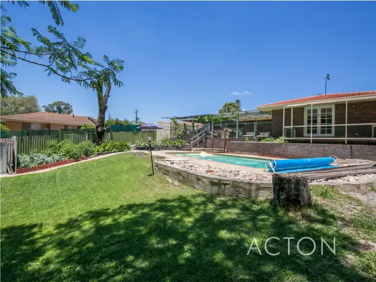 Fourth view of Homely house listing, 15 Hibbertia Crescent, Riverton WA 6148