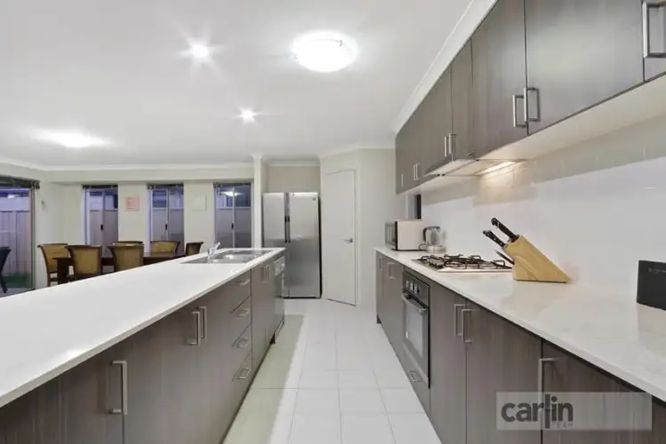 5 Neilson Street, Hammond Park WA 6164