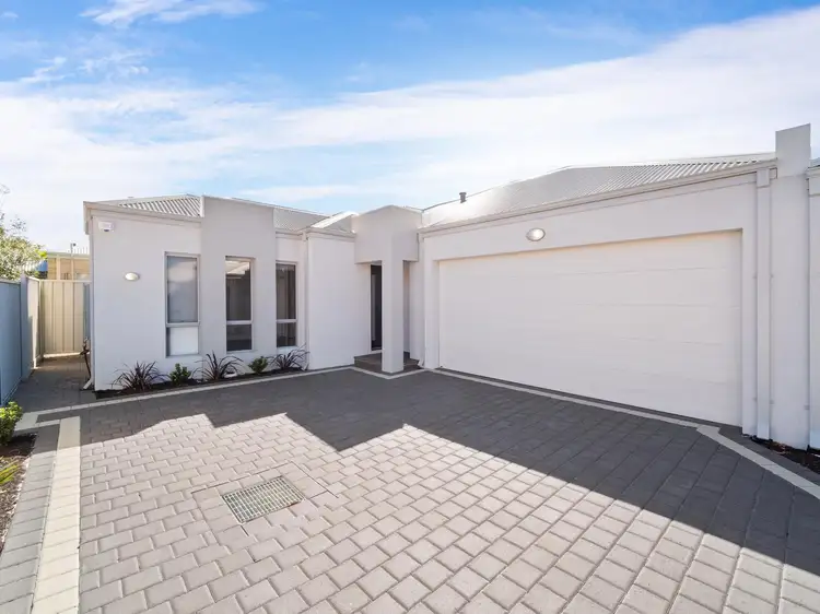 Fourth view of Homely villa listing, 10 Narrung Way, Nollamara WA 6061