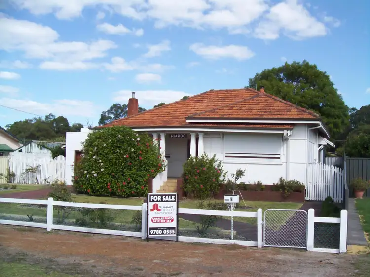 9 Wittenoom Street, Collie WA 6225