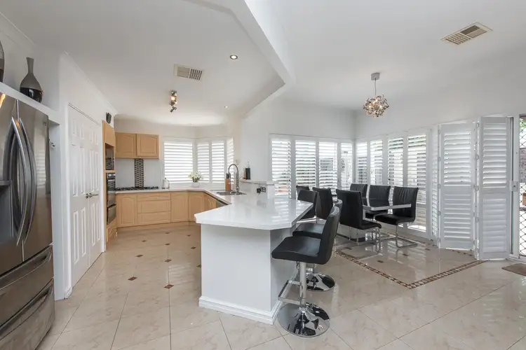 25 Deverall Square, Hillarys WA 6025