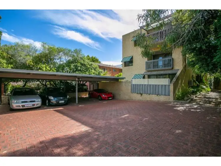 4/135 Fairway, Crawley WA 6009