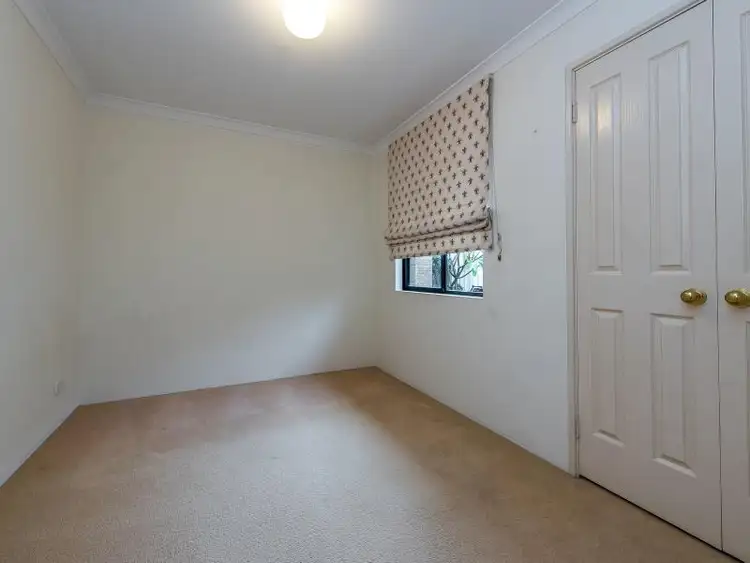Fifth view of Homely villa listing, 2/32 Odin Road, Innaloo WA 6018