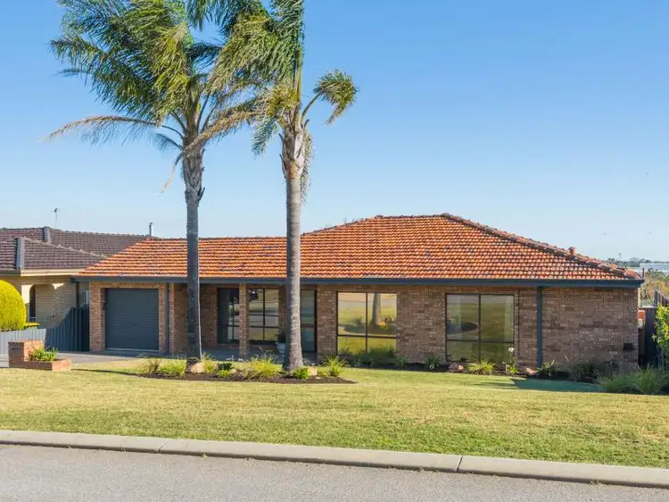 Second view of Homely house listing, 44 Appian Way, Hamersley WA 6022