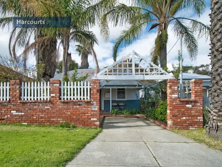 17 Wholley Street, Bayswater WA 6053