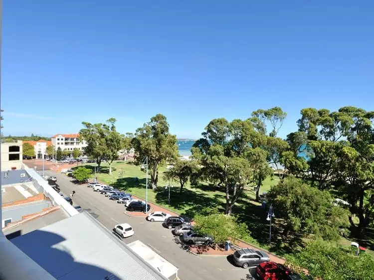 Second view of Homely house listing, 25/17 Rockingham Beach Rd, Rockingham WA 6168