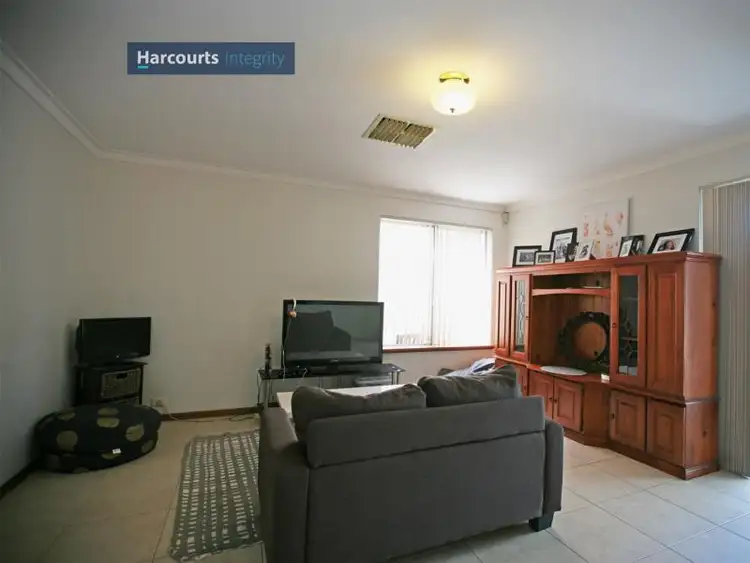 Fifth view of Homely house listing, 2 Peet Court, Noranda WA 6062