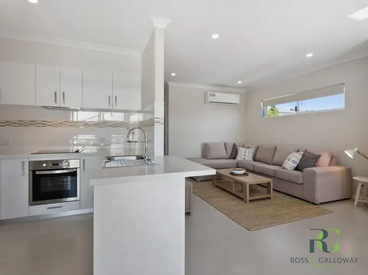 8/12A Prinsep Road, Melville WA 6156