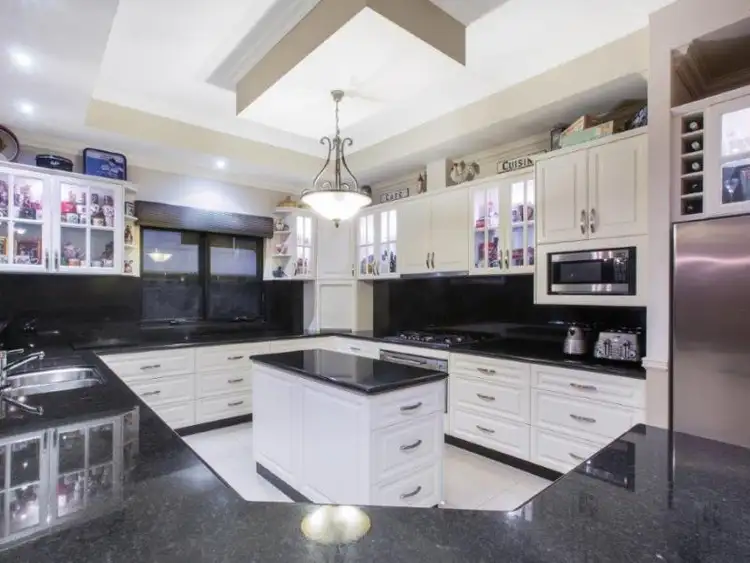 Second view of Homely house listing, 8 Torwood Edge, Halls Head WA 6210