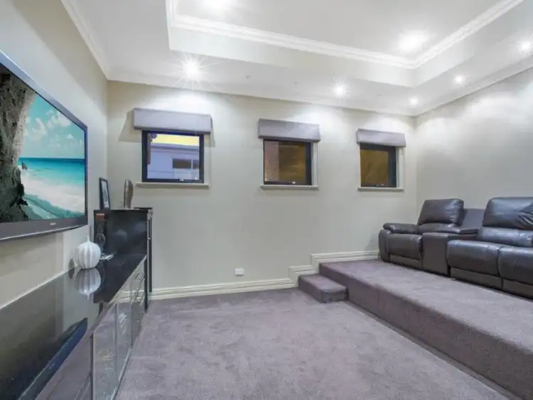 Sixth view of Homely house listing, 8 Torwood Edge, Halls Head WA 6210